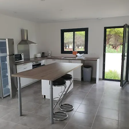 Ferienhaus Grande Maison Avec Terrasse Brouilla
