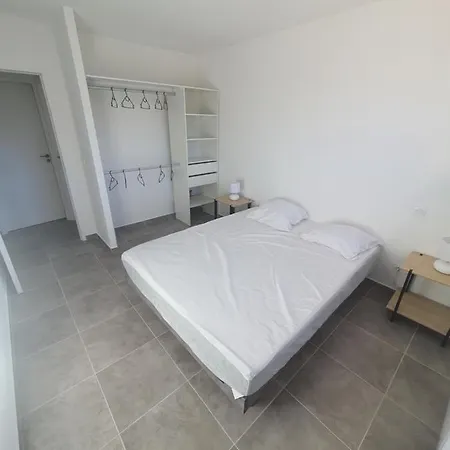 Grande Maison Avec Terrasse *
