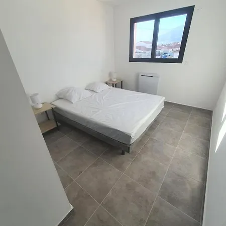 Grande Maison Avec Terrasse Ferienhaus *